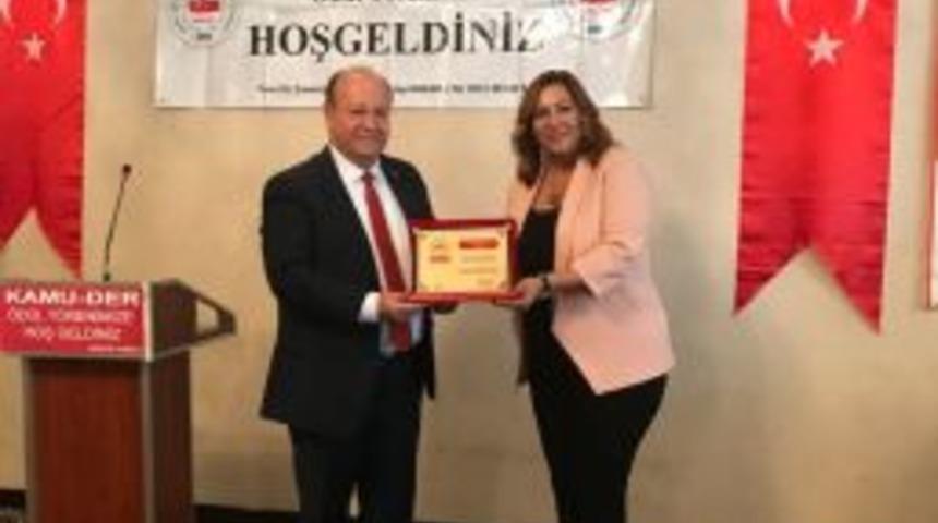 Başkan &Ouml;zakcan &rsquo;yılın En Başarılı Belediye Başkanı&rsquo; Se&ccedil;ildi