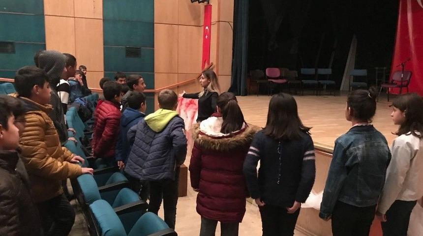 Tatvan Emniyet Müdürlüğünden Çocuklara Yönelik Proje