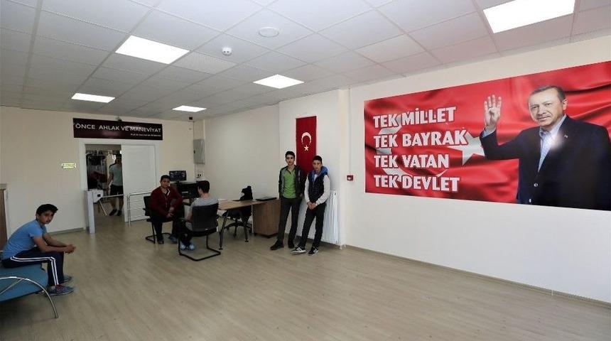 Serdar Mahallesi Spor Tesisine Yoğun İlgi