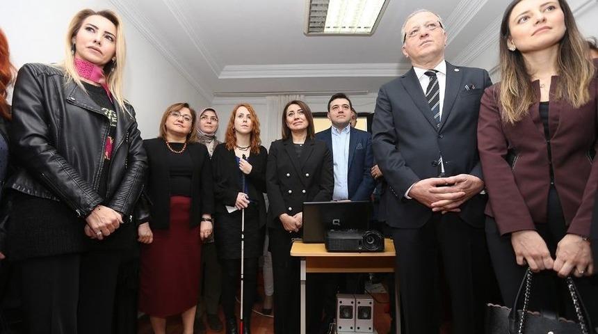 Fatma Şahin&rsquo;den Engelli &Ccedil;ıkışı