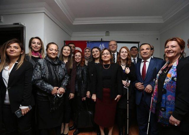 Fatma Şahin’den Engelli Çıkışı