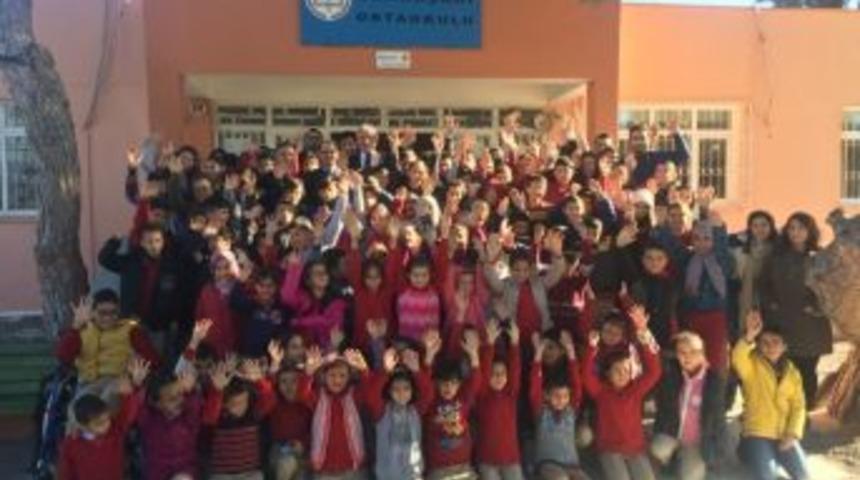 Mersin&rsquo;de &rsquo;gezen Bilim Yollarda&rsquo; Projesi S&uuml;r&uuml;yor