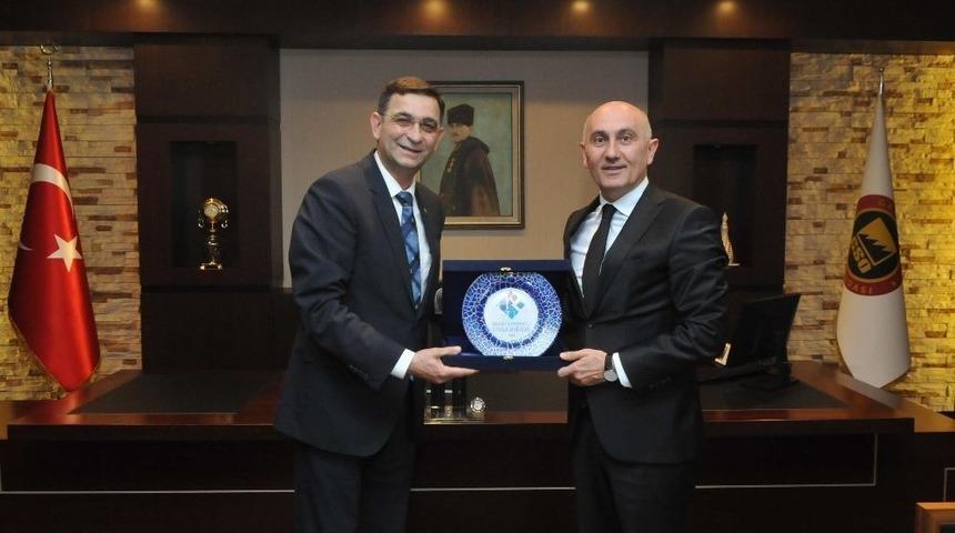 Gso&rsquo;ya Ziyaretler S&uuml;r&uuml;yor