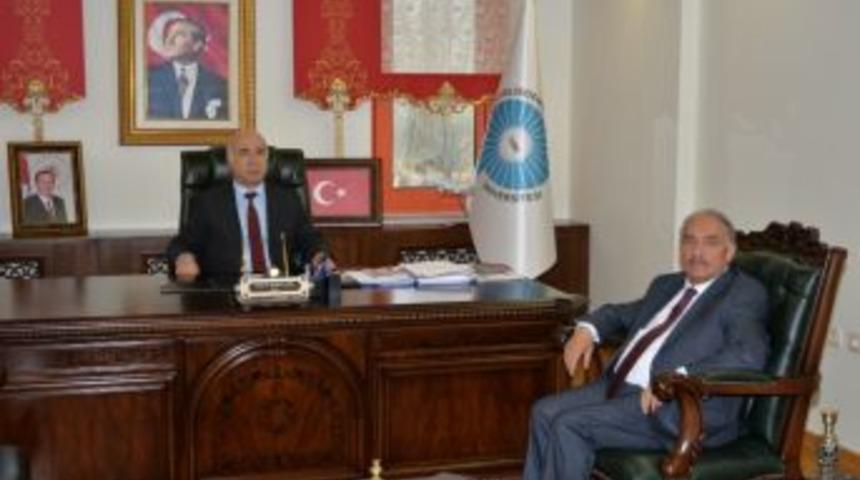 Niğde Belediye Başkan &Ouml;zkan&rsquo;dan Rekt&ouml;r Kar&rsquo;a Ziyaret