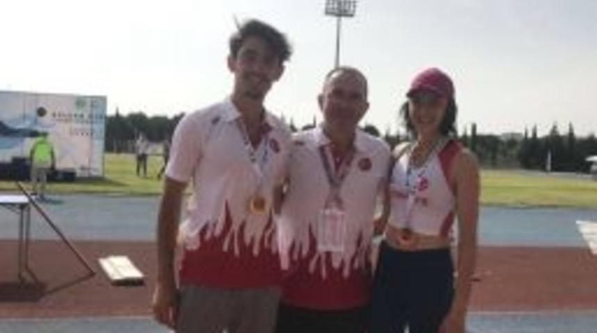 Milli Atletlerden B&uuml;y&uuml;k Başarı