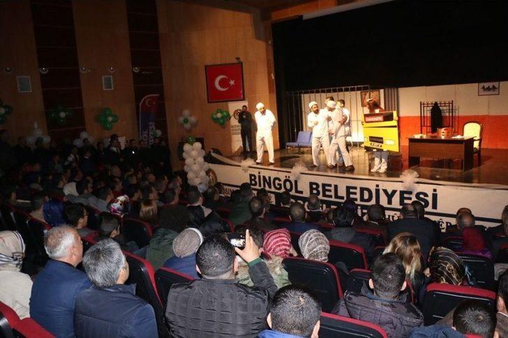 Bingöl’de ’zazaca Hamlet’e Yoğun İlgi G1