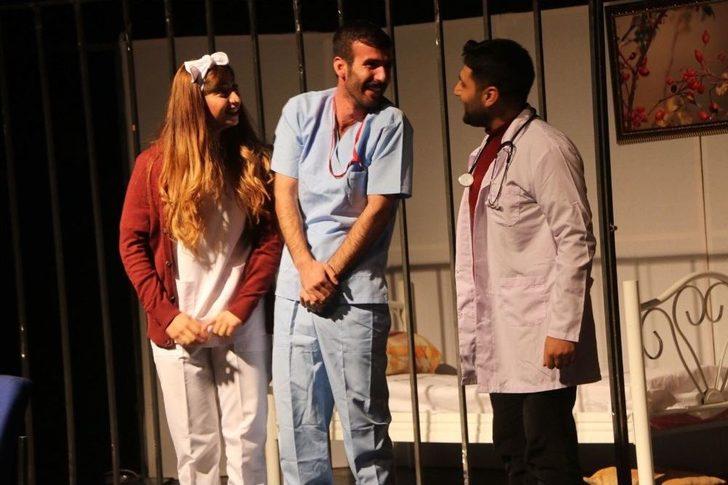 Bingöl’de ’zazaca Hamlet’e Yoğun İlgi G2