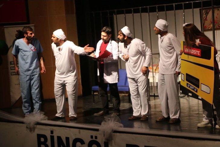 Bingöl’de ’zazaca Hamlet’e Yoğun İlgi G3