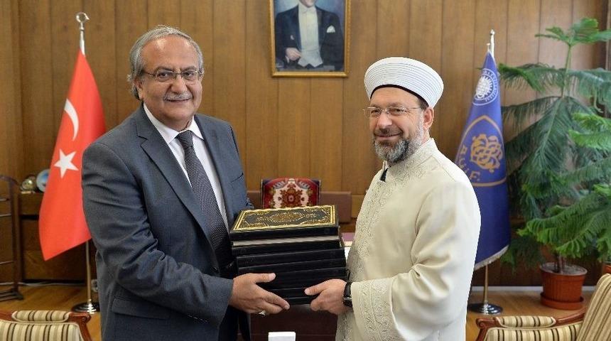 Diyanet İşleri Başkanı Erbaş, Ankara &Uuml;niversitesi İlahiyat Fak&uuml;ltesi Camii&rsquo;nde Hutbe İrad Etti