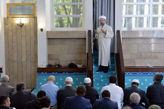 Diyanet İşleri Başkanı Erbaş, Ankara &Uuml;niversitesi İlahiyat Fak&uuml;ltesi Camii&rsquo;nde Hutbe İrad Etti 1