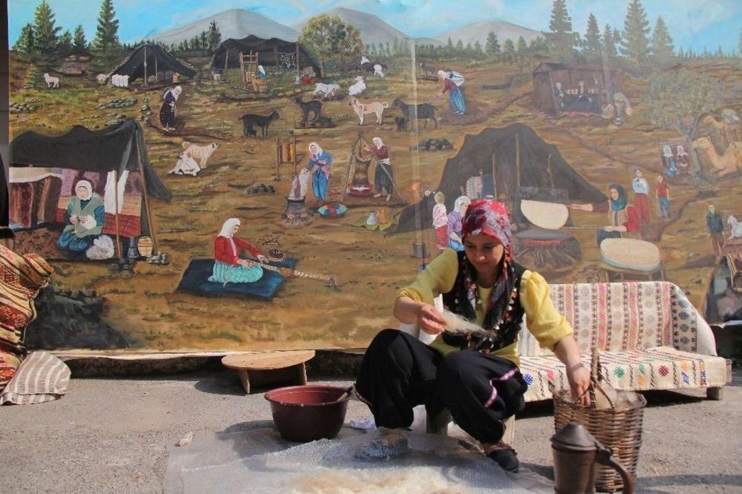 Anadolu Sel&ccedil;uklu Ezgileri Mersin&rsquo;de Yaşatıldı