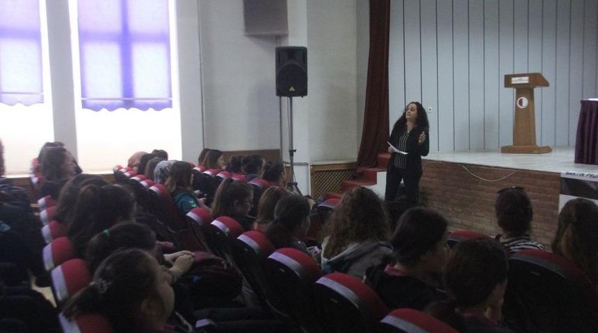 9.sınıf Öğrencilerine Yönelik Mutfak Ve Pastacılık Dalları Tanıtıldı