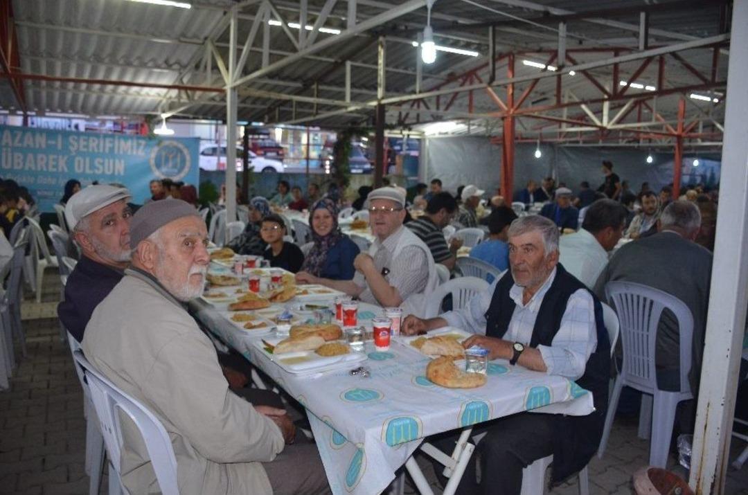 Pazarcıklılar Bilecik&rsquo;te D&uuml;zenlenen İftarda Buluştu