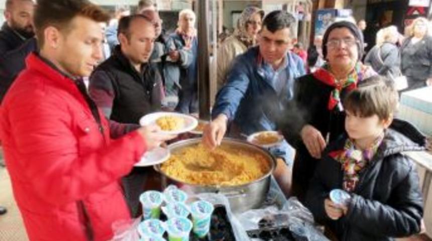 Y&ouml;r&uuml;k T&uuml;rkmen Derneği Mudanya Şubesi A&ccedil;ıldı