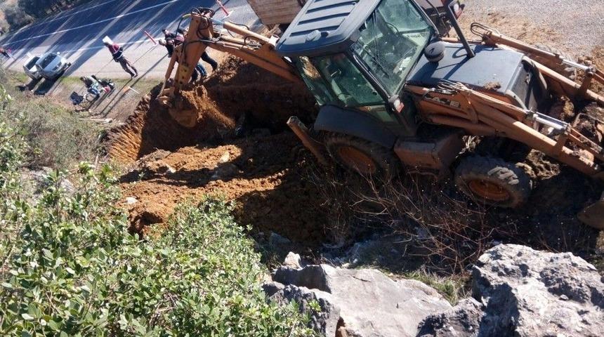 Kara Yolunda Define Aradılar