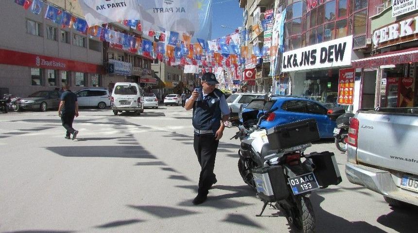 Sandıklı&rsquo;da Bayram &Ouml;ncesi Zabıtalardan Trafik Denetimi