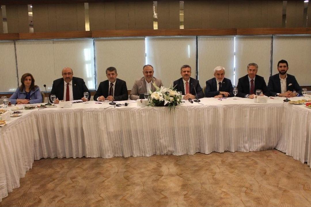 Elazığ&rsquo;a 2 Yılda 3 Milyar 648 Milyon Liralık Yatırım Yapıldı