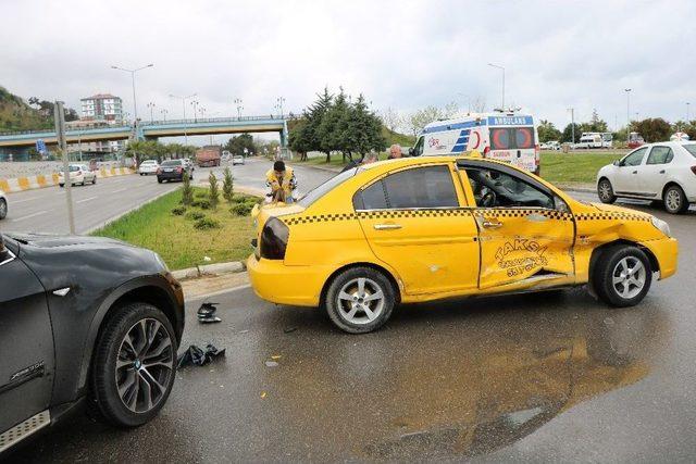 Samsun’da Trafik Kazası: 2 Yaralı