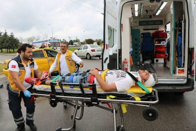 Samsun’da Trafik Kazası: 2 Yaralı