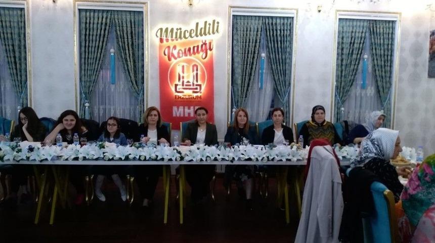 Mhp Kadın Kolları Teşkilatı Şehit Annelerini Unutmadı