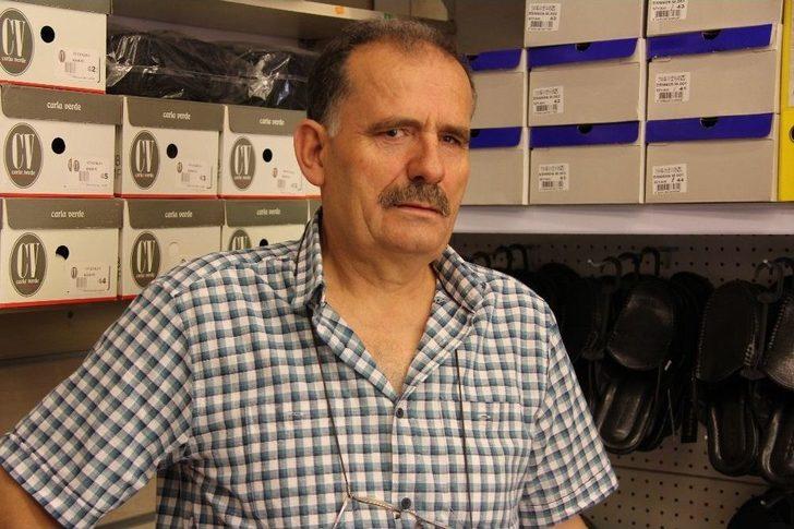 Esnaf Eski Bayramları Mumla Arıyor G3