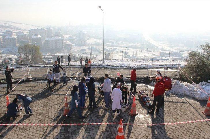 Deprem Tatbikatı Gerçeğini Aratmadı G1