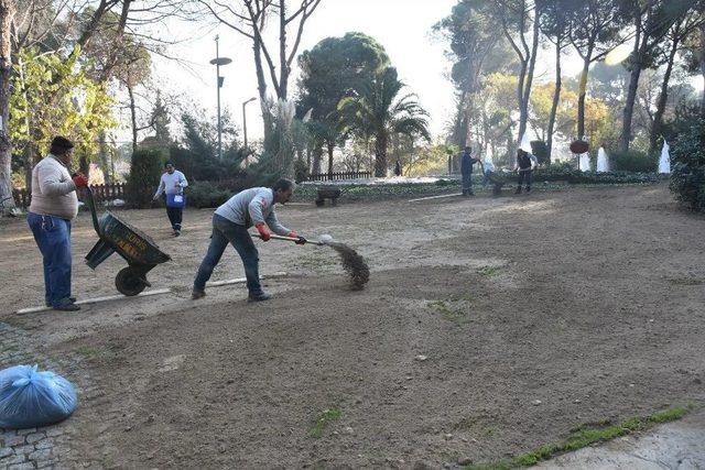 Salihli’de Parklara Kışlık Bakım