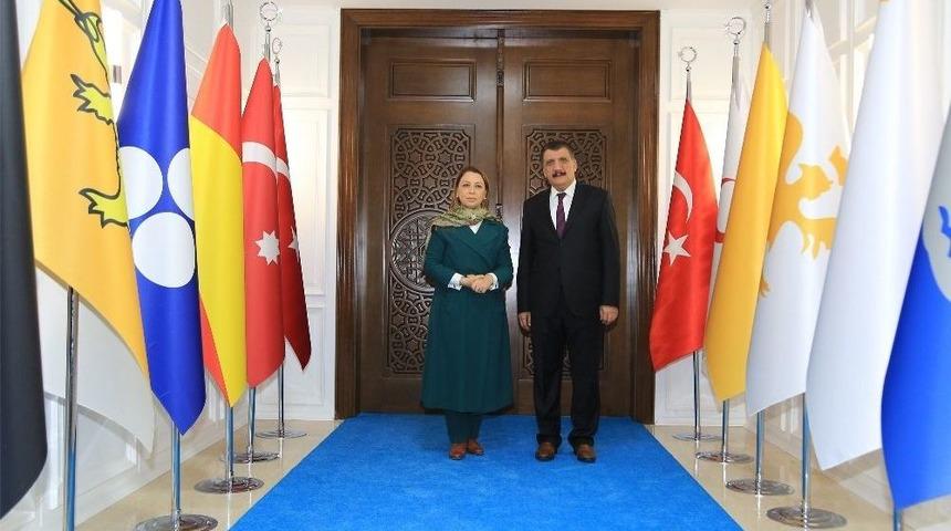 &Ccedil;alık&rsquo;tan Başkan G&uuml;rkan&rsquo;a &Ouml;vg&uuml;