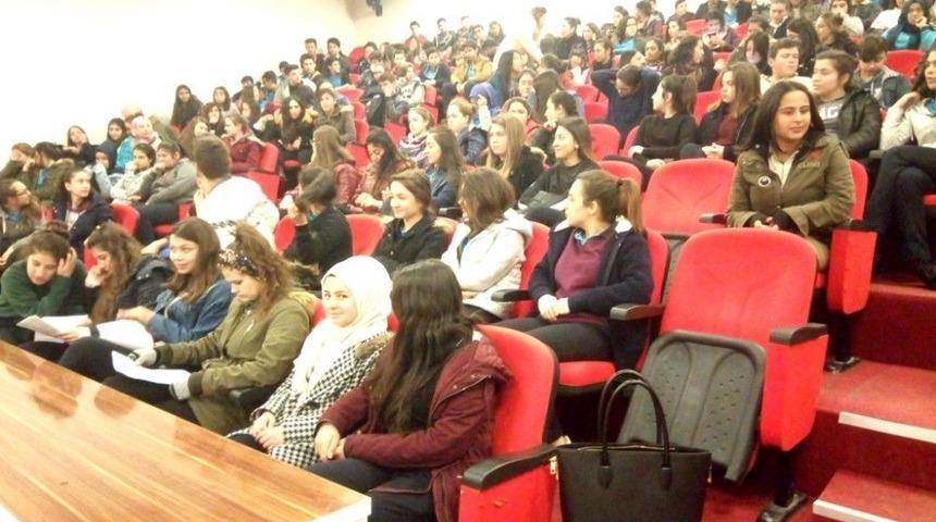 Sarıgöl’de Lise Öğrencilerine Uyuşturucu Semineri