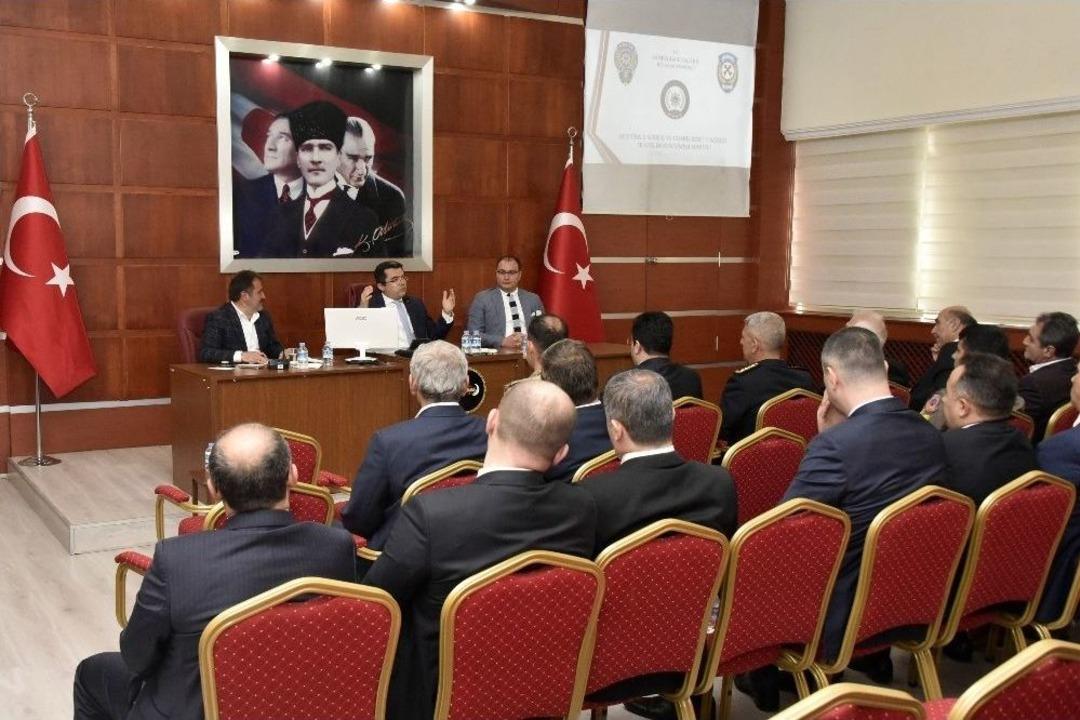 G&uuml;m&uuml;şhane Şehir İ&ccedil;i Trafiğinde Yeni D&uuml;zenlemeler