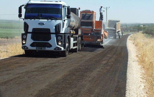 Şanlıurfa Kırsalına 1 Yılda Bin 700 Kilometre Asfalt Serimi Yapıldı