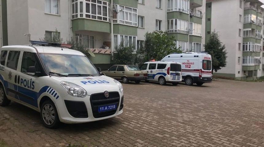 Yaşlı Kadın Evinde &Ouml;l&uuml; Bulundu