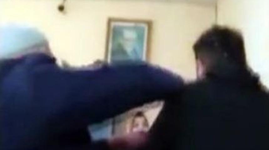 Ptt Görevlisi Kadına Saldırı Cep Telefonu Kamerasında