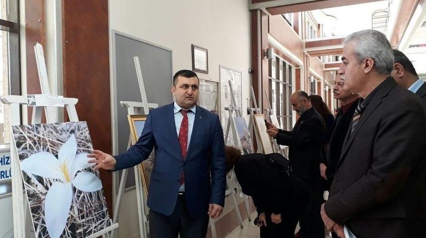 Harran &Uuml;niversitesinde Endemik Bitkileri Fotoğraf Sergisi A&ccedil;ıldı