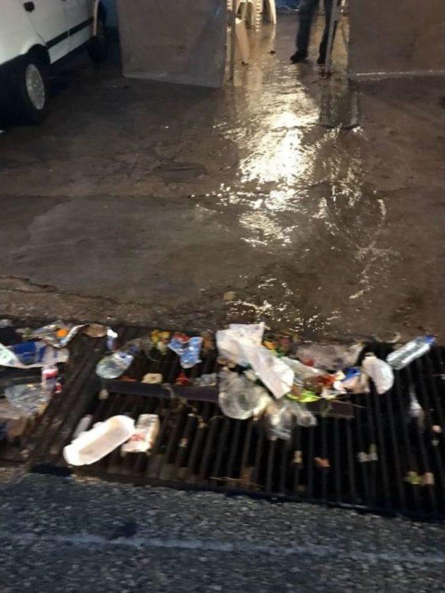 Hatay&rsquo;da Aşırı Yağış, Sele Neden Oldu 2