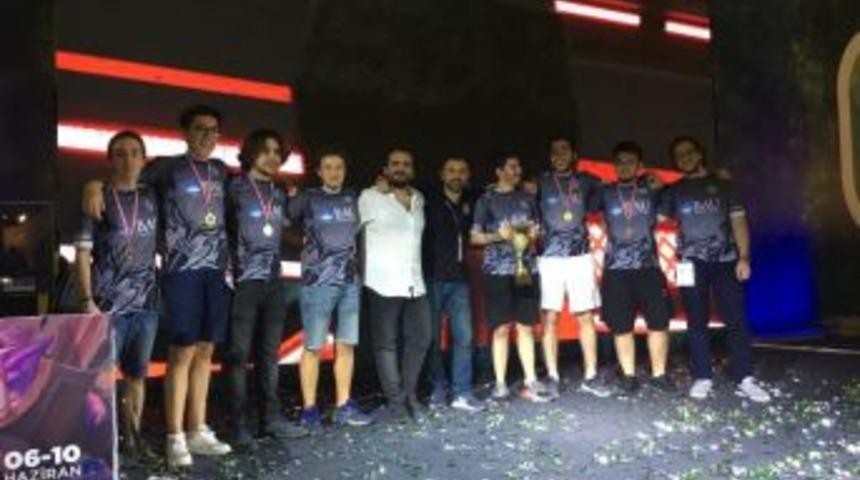 Bau Espor T&uuml;rkiye Şampiyonu Oldu