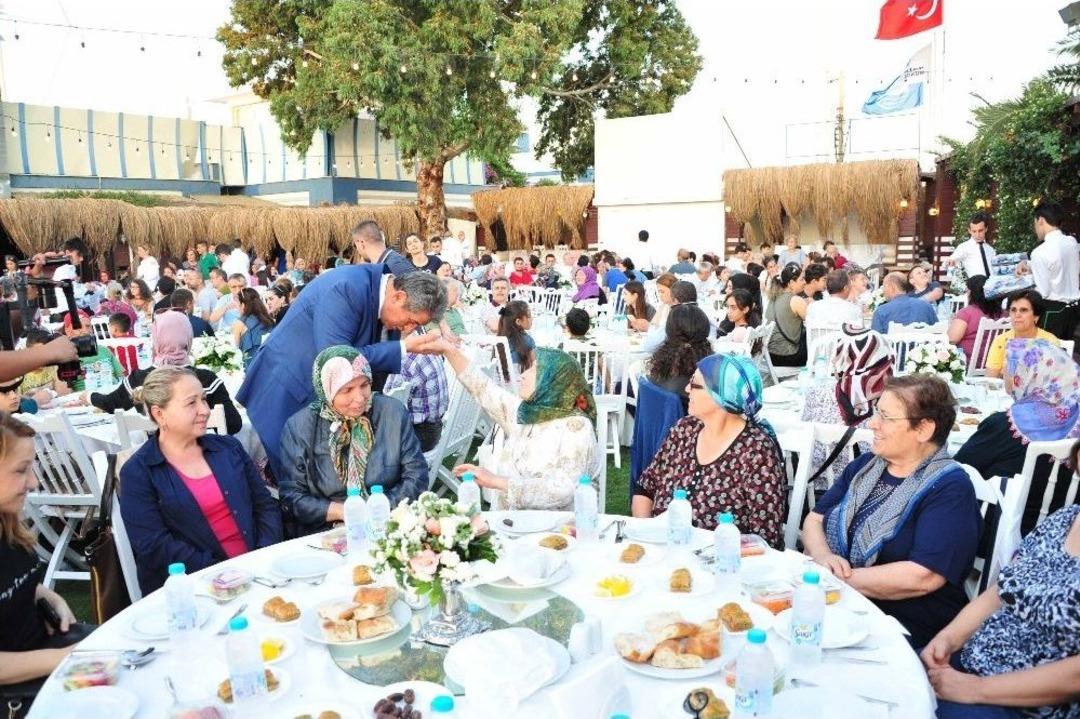 Bal&ccedil;ova&rsquo;da Dostluk Sofrası