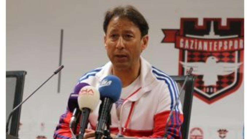 Gaziantepspor&rsquo;da Faik Demir İle Yollar Ayrıldı