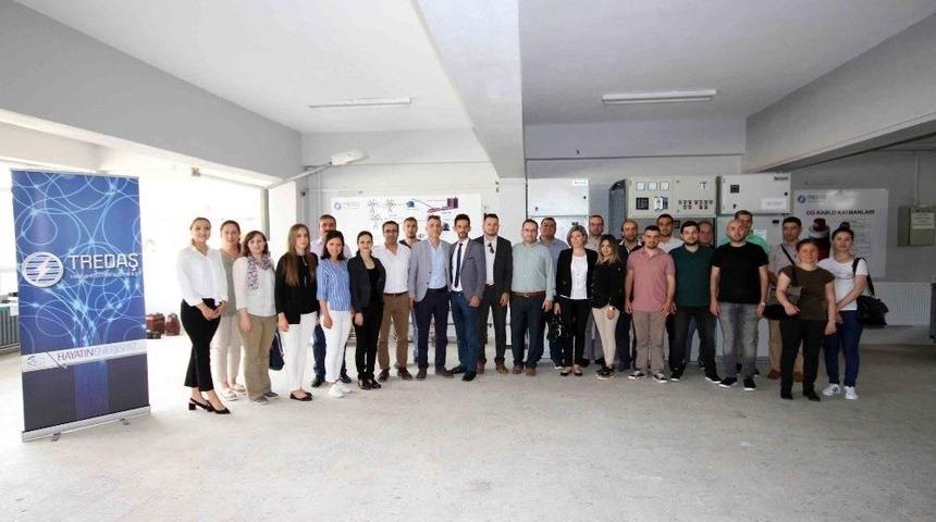 Tredaş, &ldquo;uyumlu Eşitlik G&uuml;&ccedil;lendirir&rdquo; Projesi Kapsamında Laboratuvar Kurdu