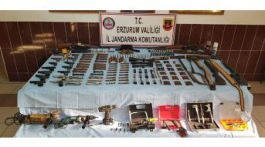 Ka&ccedil;ak Silah İmalatına Jandarmadan Şafak Operasyonu