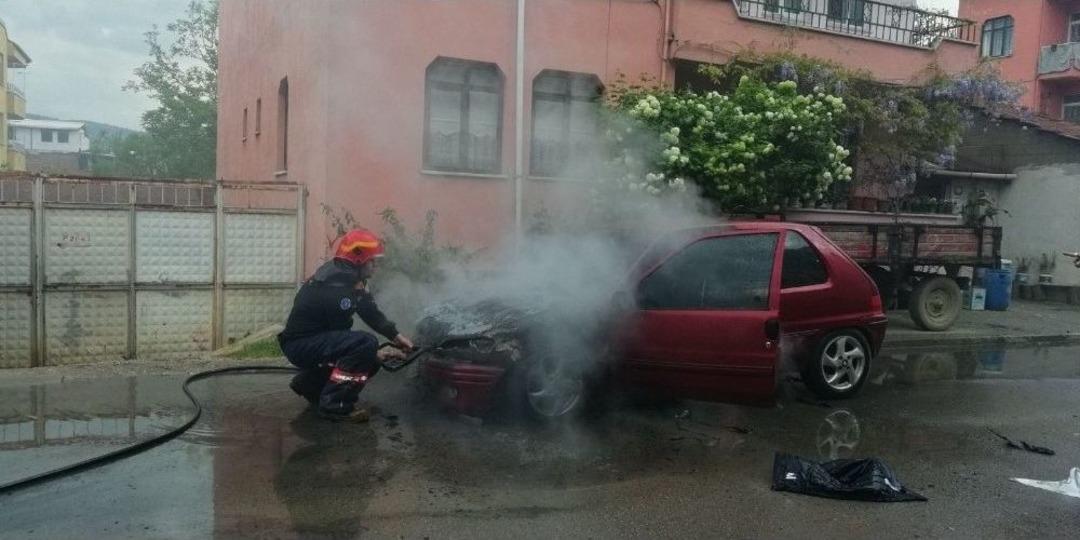 İznik&rsquo;te Lpg&rsquo;li Ara&ccedil; Yandı