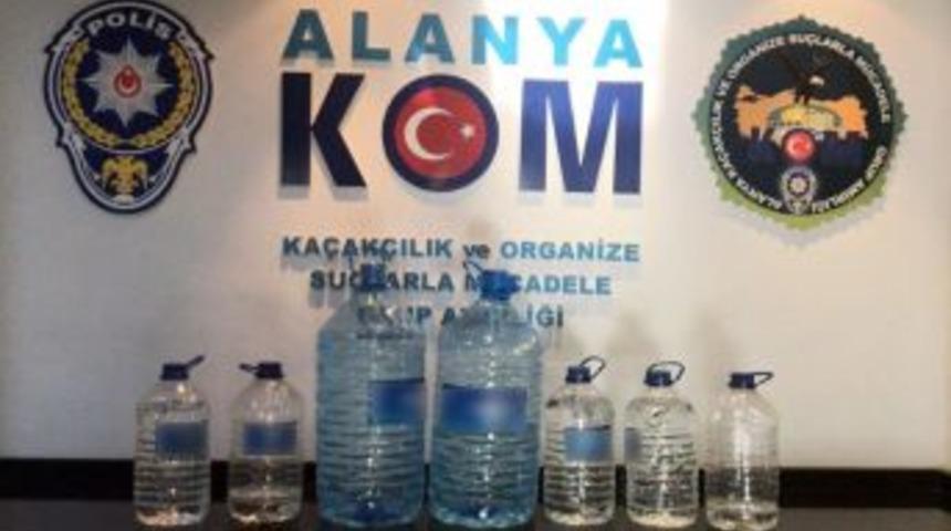 Alanya&rsquo;da Ka&ccedil;ak Ve Sahte İ&ccedil;ki Operasyonu