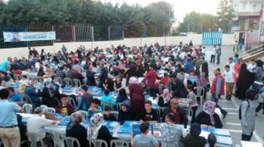 Esenler&rsquo;de Aile Boyu &rsquo;bah&ccedil;e İftarları&rsquo;