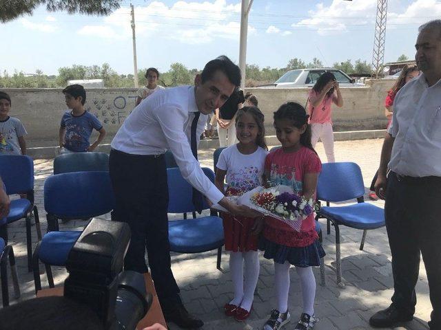 Azimli’nin Kadınlar Azmedip Okuryazar Belgesi Aldı