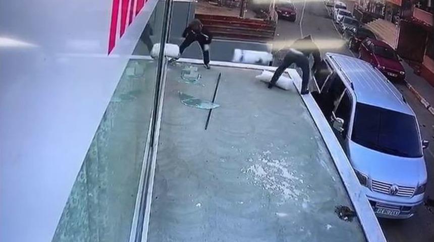 (&ouml;zel Haber) 45 Bin Değerindeki T&uuml;l Hırsızlığı Kamerada