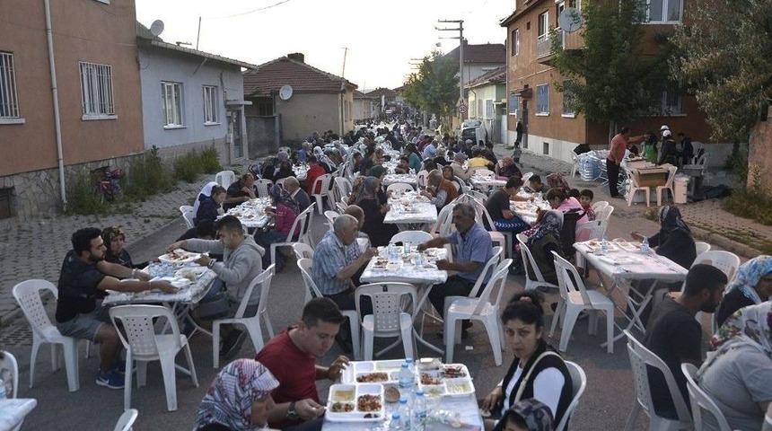 Fevzik &Ccedil;akmak&rsquo;ta İftar Sevinci