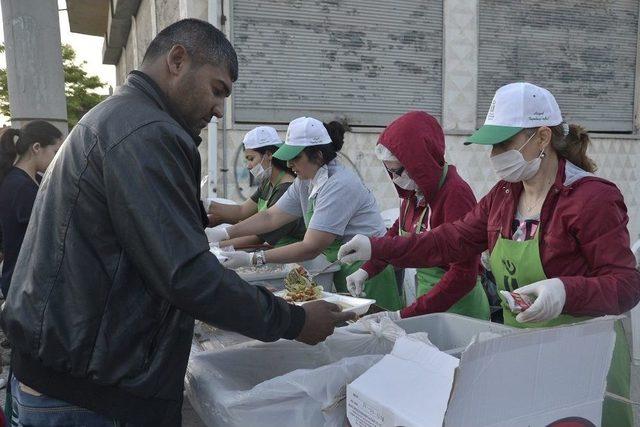 Fevzik Çakmak’ta İftar Sevinci 1