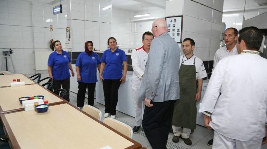 Odunpazarı Belediyesi Aşevi 180 Bin Kişiye İftar Yemeği Hazırladı