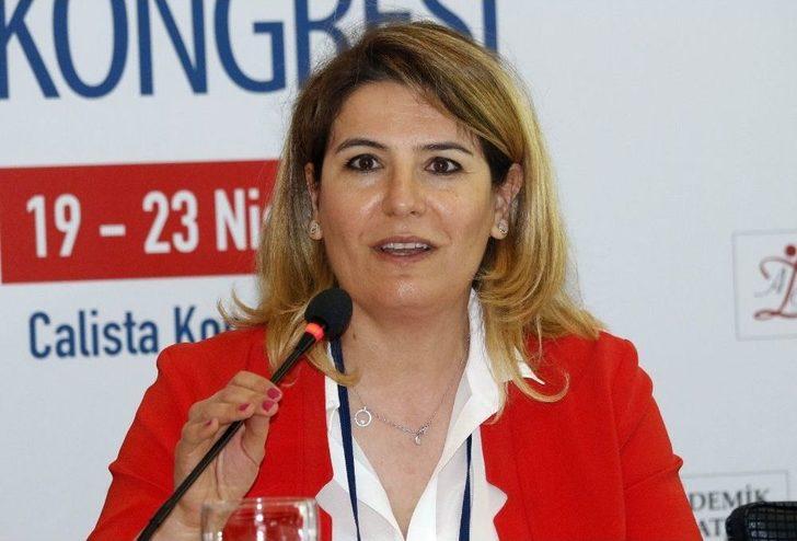 Türkiye’de 100 Yaş Üzerindeki Kadınlar Erkeklere Fark Attı G3