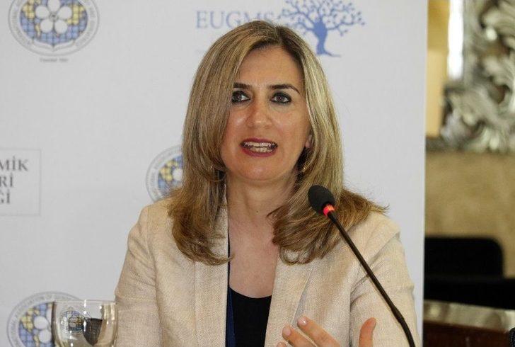 Türkiye’de 100 Yaş Üzerindeki Kadınlar Erkeklere Fark Attı G4